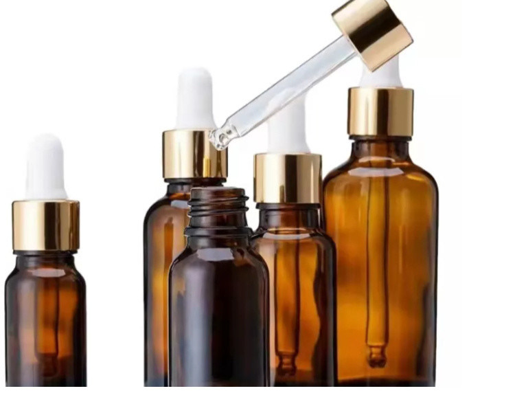 عبوة زيت أساسي 1OZ 2OZ 20ml 30ml 50ml مصل زيت أساسي من النحاس زجاجي مع غطاء مضاد للطفل