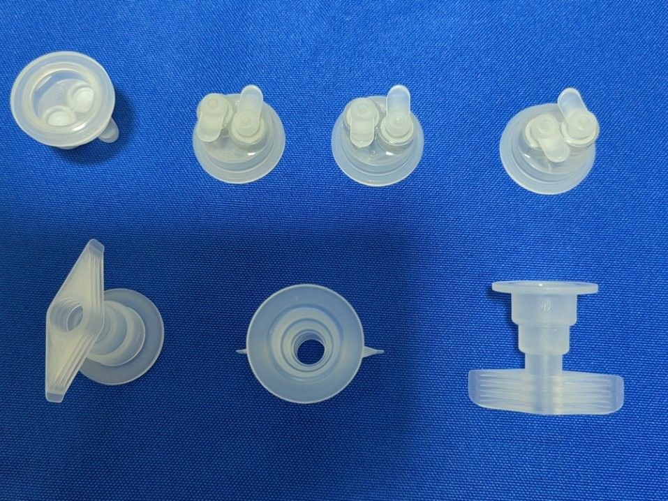 32 ملم زجاجة التسريب الطبي غير PVC كيس ناعم PP غطاء التسريب مزدوج قابلة للطي زجاجة التسريب الطبي غطاء PP
