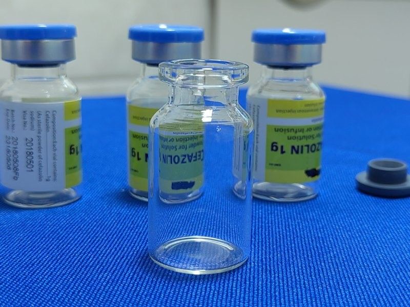علبة زجاجية من نوع أنبوبي من نوع بوروسيليكات للدواء